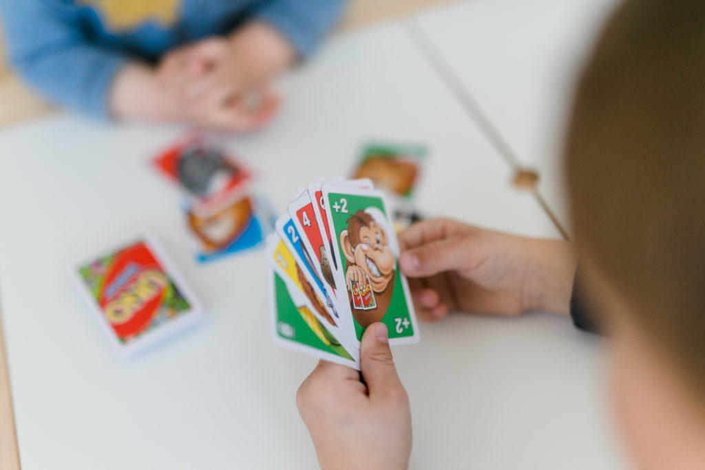 UNO Junior Kartenspiel Spiele fuer Kinder MamiBees
