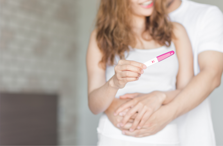 Orakeln mit Ovulationstests – Wie es geht und wie du erkennst, dass du schwanger bist